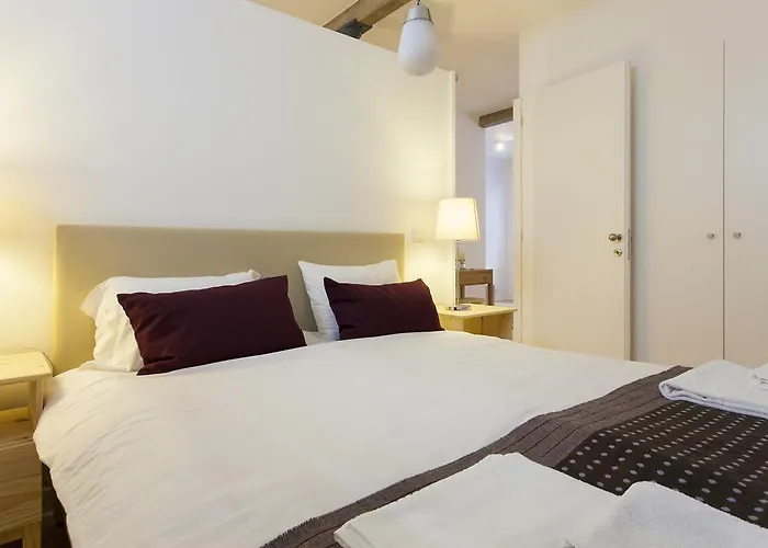 Joivy Cosy 1-bed Flat With Workspace In Santa Catarina, Moments From Luis De Camoes Sq * Lisboa